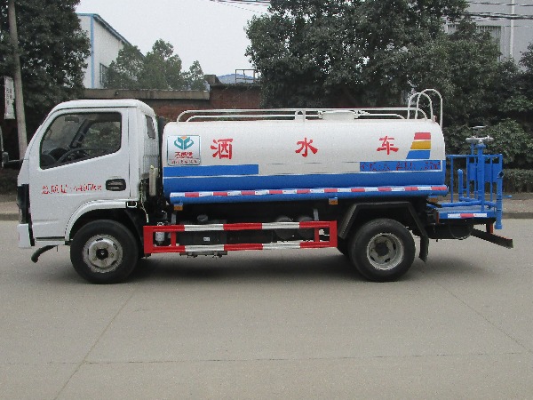 天威缘牌TWY5040GSSE6型洒水车