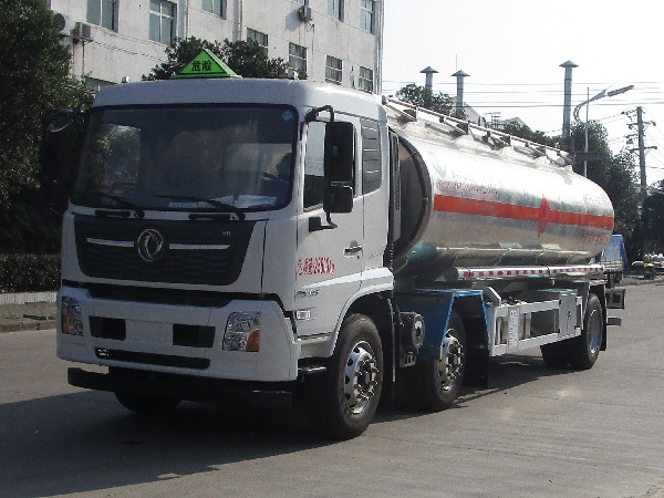 天威缘牌TWY5261GYYD6L型铝合金运油车